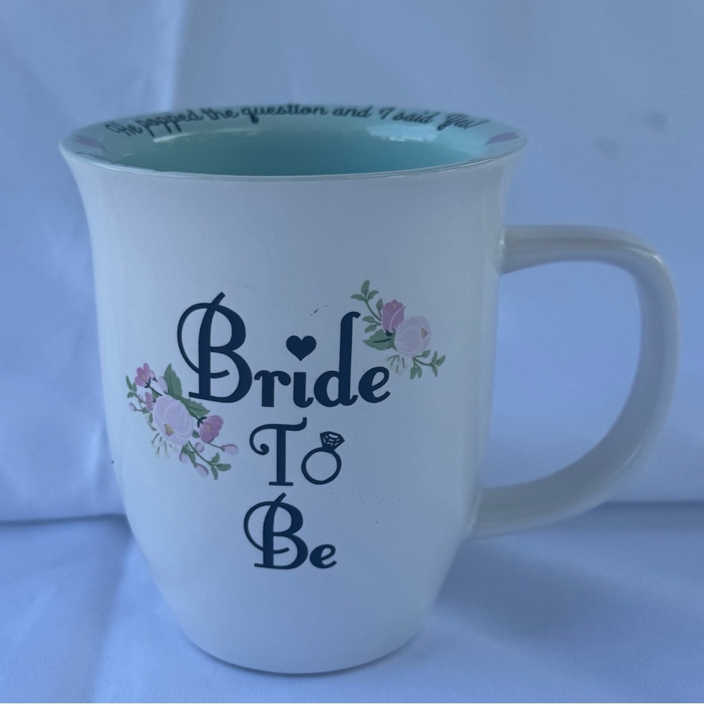Bride To Be Mug with Floral Design - Picture 4 of 4